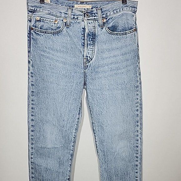 Levi's Denim - Levi's Premium Wedge Straight Button Fly Raw Hem Medium Wash Jeans W27 L28